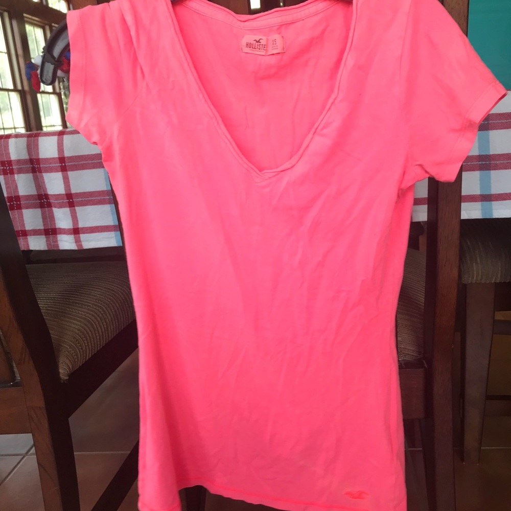 Coral v neck shirt